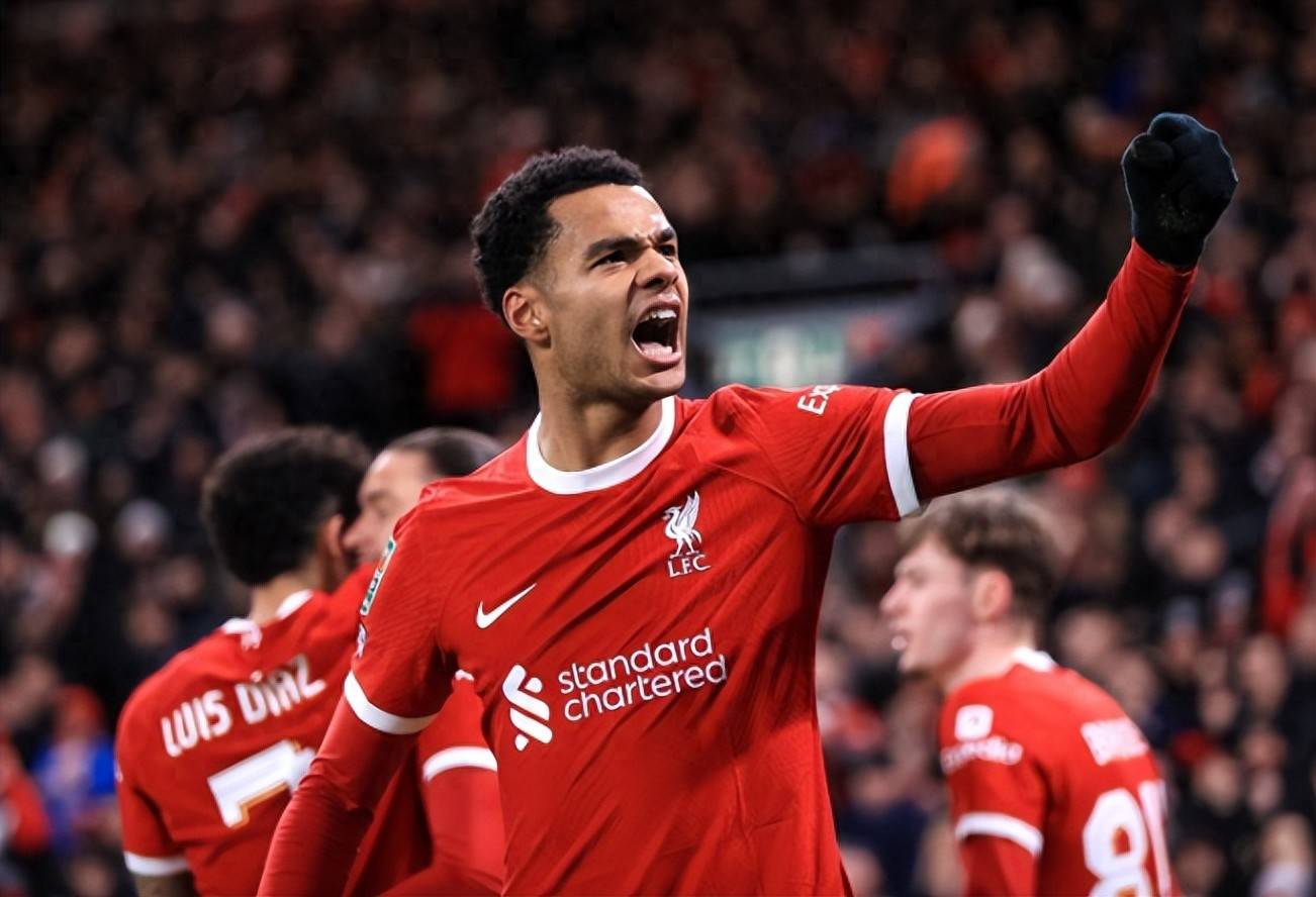 利物浦集结日手感冰凉，志在亚冠名次提升，话题不断，阵容厚度经受考验的简单介绍