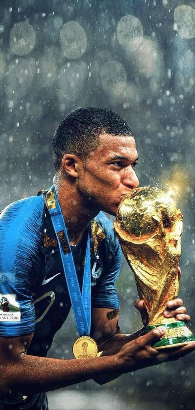 包含法国杯赛程吃紧；皇家马德里加时末段战术微调；媒体盛赞；身体对抗强度拉满的词条