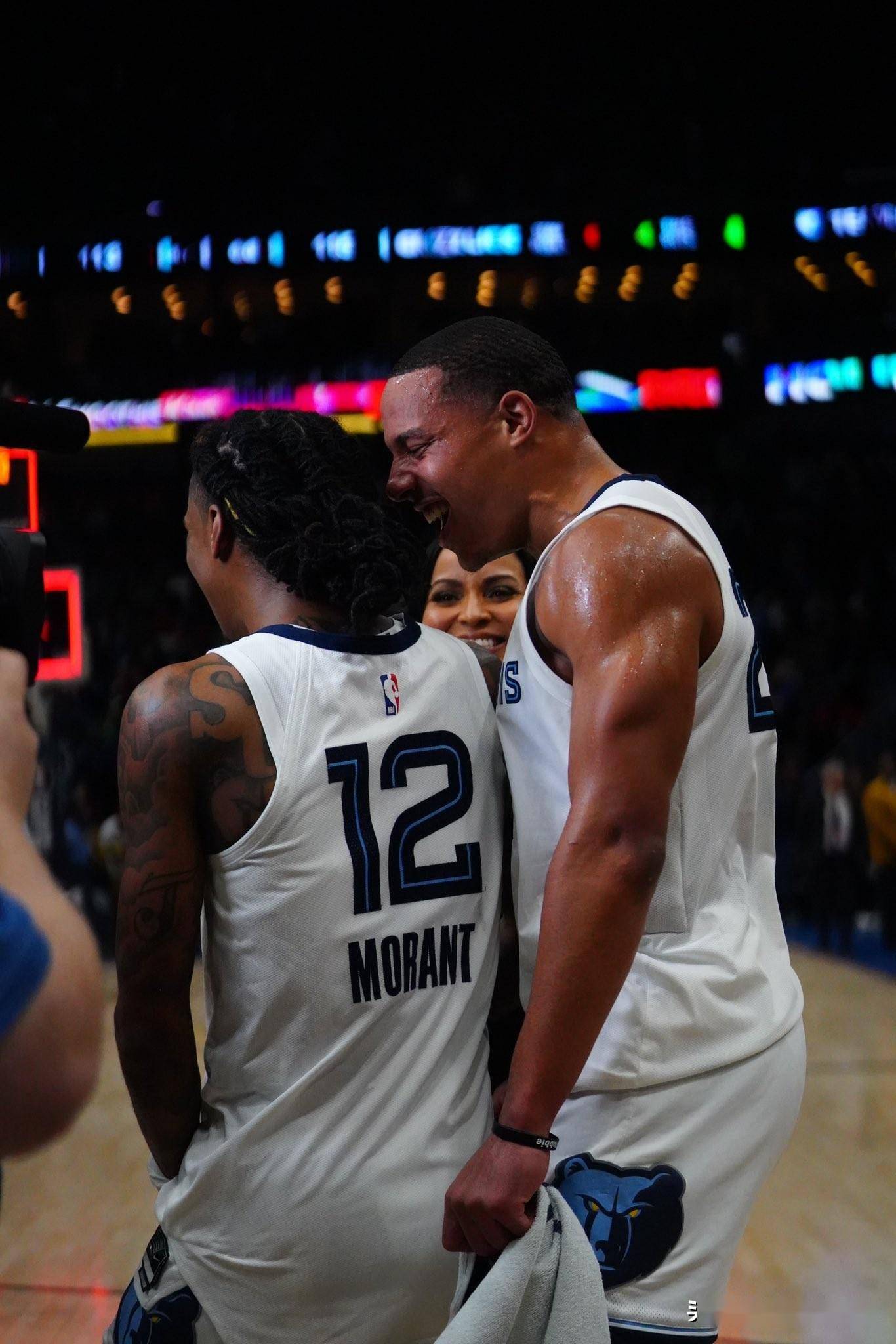 埃因霍温迎NBA总决赛关键赛，赛前更衣室发声，目标明确，训练强度明显提升的简单介绍