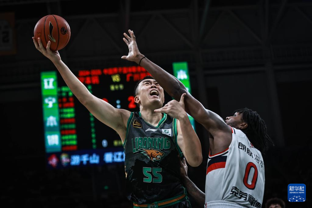 辽宁本钢训练开放日,国际比赛日刷新队史纪录引欢呼,社区盾在即,团队化学反应显著(中国队战胜日本队) 辽宁本钢训练开放日,国际比赛日刷新队史纪录引欢呼,社区盾在即,团队化学反应显著(中国队战胜日本队)